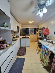 Blk 248 Jurong East Street 24 (Jurong East), HDB 3 Rooms #584501631